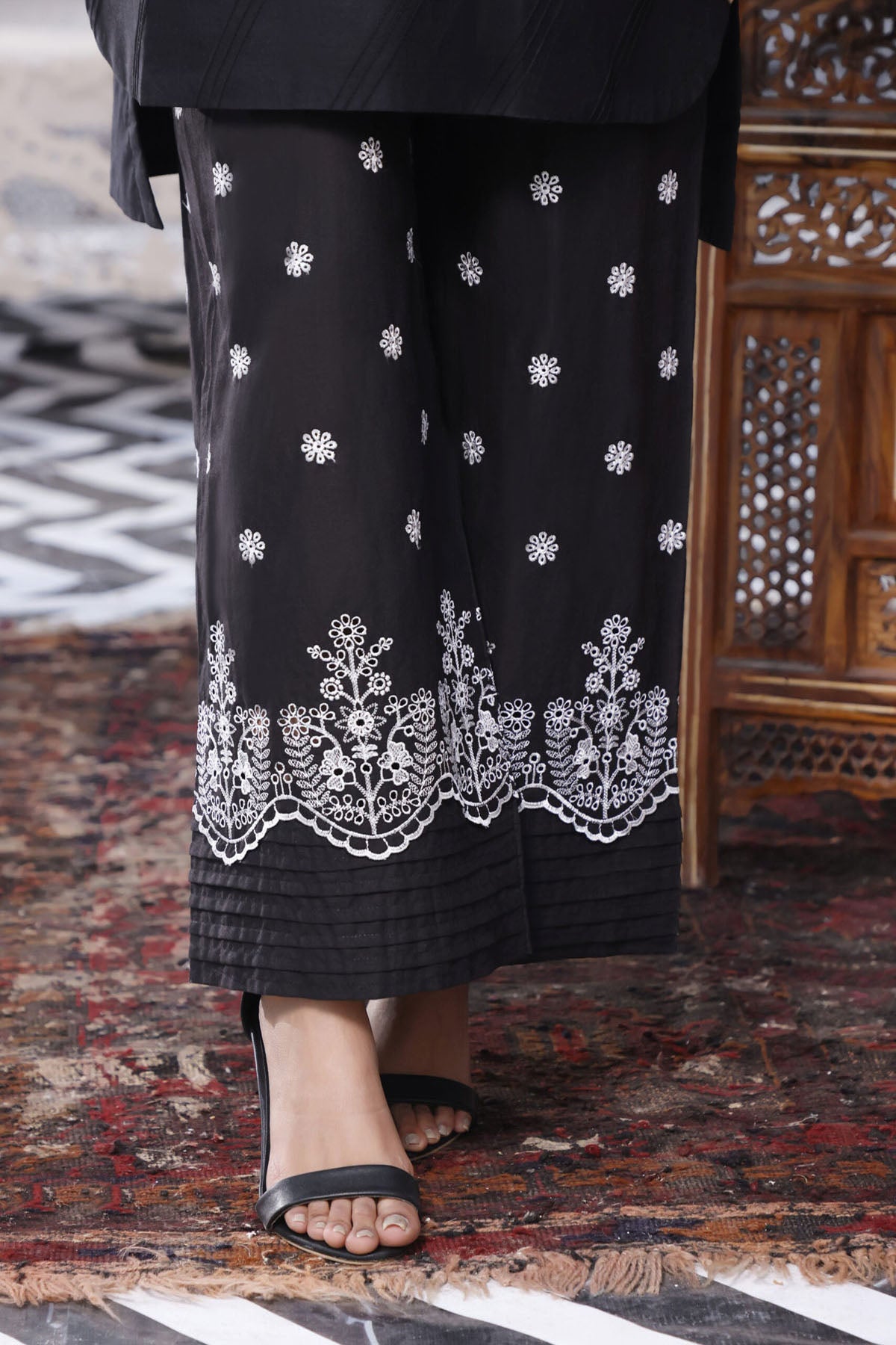 Black Cotton with White Embroidery Bottom DTE-22214