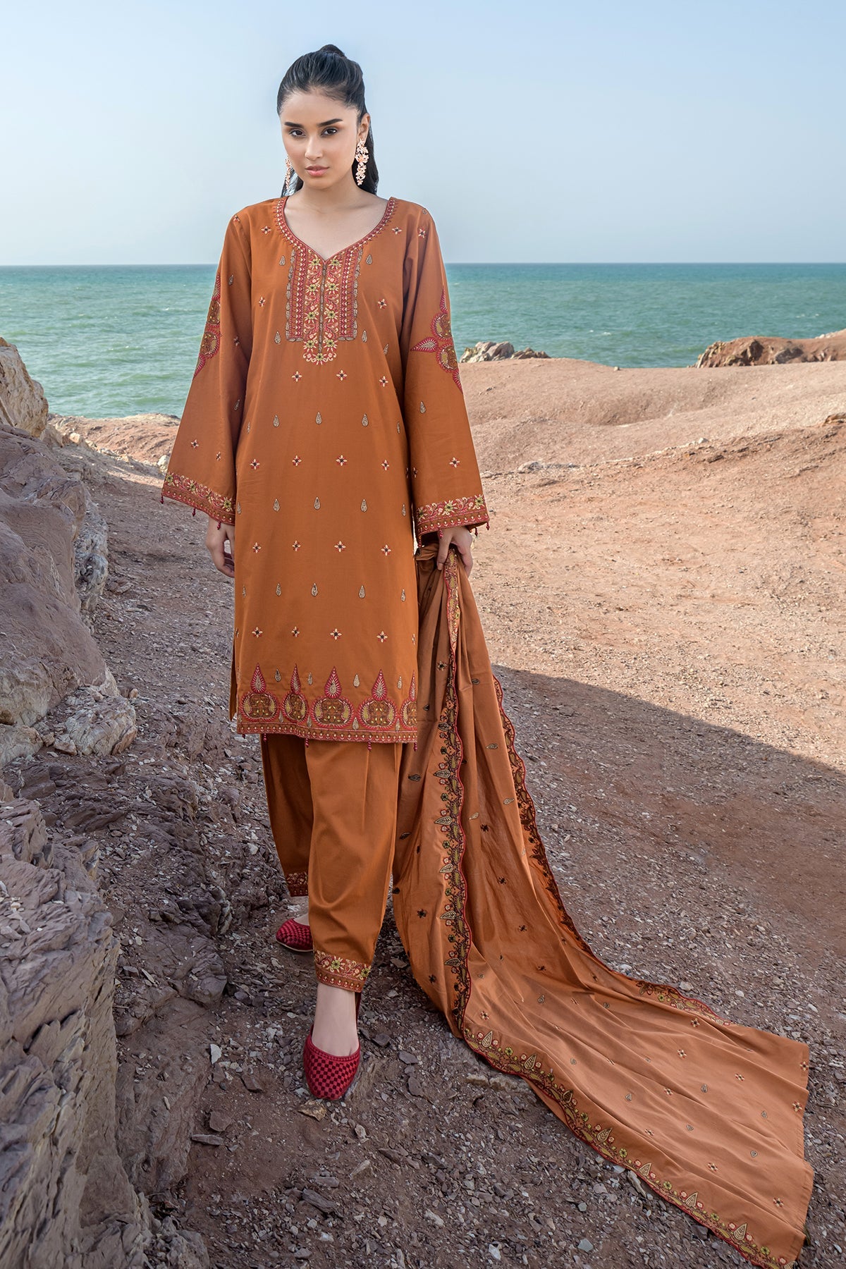 Embroidered Sleeves Lawn Suit WOS-999